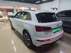 Audi Q5L 40 TFSI Luxury Dynamic - ფოტო 4