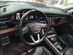Audi Q7 55 TFSI quattro S line Sport - ფოტო 10