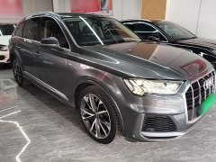 Audi Q7 55 TFSI quattro S line Sport - ფოტო 3