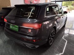 Audi Q7 55 TFSI quattro S line Sport - ფოტო 6