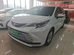 Toyota Sienna 2.5L Hybrid AWD Premium - ფოტო 1