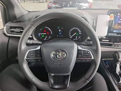 Toyota Sienna 2.5L Hybrid AWD Premium - ფოტო 10