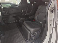 Toyota Sienna 2.5L Hybrid AWD Premium - ფოტო 16