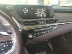 Lexus ES 2020 300h Excellence - ფოტო 12
