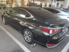 Lexus ES 2020 300h Excellence - ფოტო 4