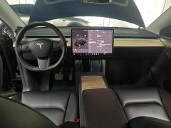 Tesla Model Y Rear-Wheel Drive - ფოტო 5