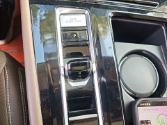 Volkswagen Viloran 330TSI Luxury - ფოტო 13