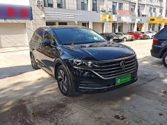 Volkswagen Viloran 330TSI Luxury - ფოტო 3