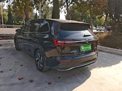 Volkswagen Viloran 330TSI Luxury - ფოტო 4