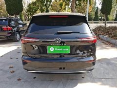 Volkswagen Viloran 330TSI Luxury - ფოტო 5