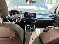 Volkswagen Viloran 330TSI Luxury - ფოტო 9