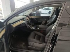 Tesla Model Y Rear-Wheel Drive - ფოტო 14