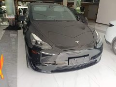 Tesla Model Y Rear-Wheel Drive - ფოტო 3