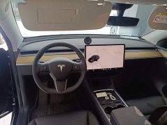 Tesla Model Y Rear-Wheel Drive - ფოტო 9