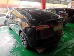 Tesla Model Y Rear-Wheel Drive - ფოტო 4