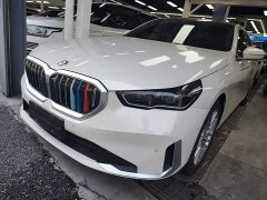 BMW 5 Series 525Li Luxury Package - ფოტო 1