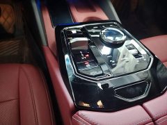 BMW 5 Series 525Li Luxury Package - ფოტო 13