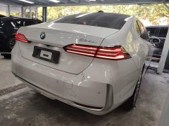BMW 5 Series 525Li Luxury Package - ფოტო 6