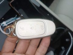 Li Auto ONE Extended Range 6-Seater - ფოტო 8