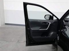 Toyota RAV4 2023 2.0L CVT FWD Urban Edition - ფოტო 8