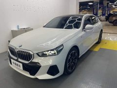 BMW 5 Series 530Li Premier M Sport Package - ფოტო 1