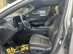 Lexus RX 350h AWD Premium Edition - ფოტო 11
