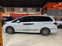 Honda Odyssey 2.0L e:HEV Luxury - ფოტო 2