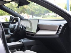 Volvo XC70 Plug-in Hybrid 2026 AWD Extended Range Plus - ფოტო 12