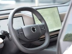 Volvo XC70 Plug-in Hybrid 2026 AWD Extended Range Plus - ფოტო 6