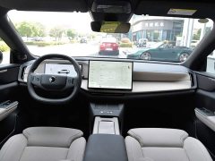 Volvo XC70 Plug-in Hybrid 2026 AWD Extended Range Plus - ფოტო 9