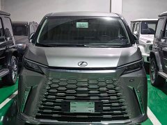 Lexus LM 500h Edition - ფოტო 2