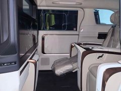 Lexus LM 500h Edition - ფოტო 4