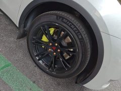 Tesla Model Y Long Range All-Wheel Drive 3D7 - ფოტო 8