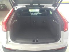 Cadillac XT4 2022 28T FWD Fashion Edition - ფოტო 4