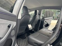 Tesla Model Y Rear-Wheel Drive - ფოტო 5