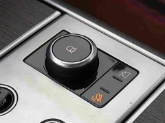 Land Rover Range Rover 2023 3.0L V6 400PS Genesis Extended Wheelbase - ფოტო 18