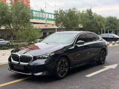 BMW 5 Series 2026 530Li Premier M Sport Package - ფოტო 1