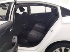 SAIC MG i5 2023 1.5L Manual Comfort Edition - ფოტო 15