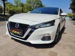 Nissan Teana 2.0L XL Comfort - ფოტო 4
