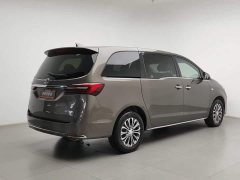 Buick GL8 2023 Land Executive Cabin Premium - ფოტო 2
