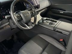 Lexus LM 2023 350h Seven-Seater Elegant Edition - ფოტო 8