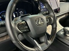 Lexus LM 2023 350h Seven-Seater Elegant Edition - ფოტო 9