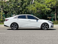 Hyundai Elantra 1.5L CVT GLX Elite - ფოტო 3