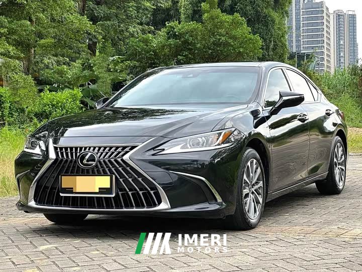 Lexus ES 200 Excellence Edition