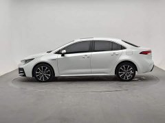 Toyota Corolla Hybrid 1.8H E-CVT Sport - ფოტო 2