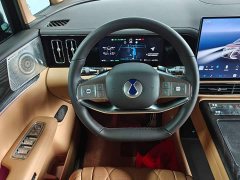 Denza D9 Gen 2 EV RWD Flash Charge Luxury Edition - ფოტო 13