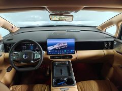 Denza D9 Gen 2 EV RWD Flash Charge Luxury Edition - ფოტო 6