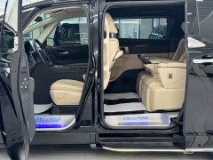 Toyota Vellfire 2024 Crown Hybrid 2.5L Executive Premier Edition - ფოტო 6