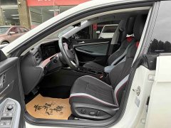 Volkswagen Lingdu L 280TSI DSG Dazzling Red Edition - ფოტო 10