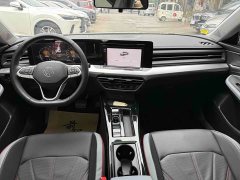 Volkswagen Lingdu L 280TSI DSG Dazzling Red Edition - ფოტო 9